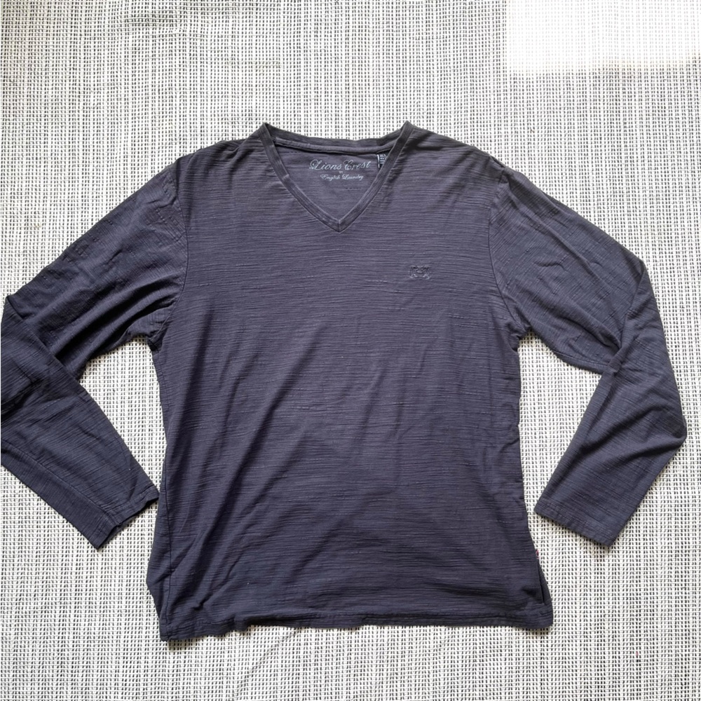 Men's LIONS CREST Dark Grey V-Neck Long Sleeve Shirt Size Large